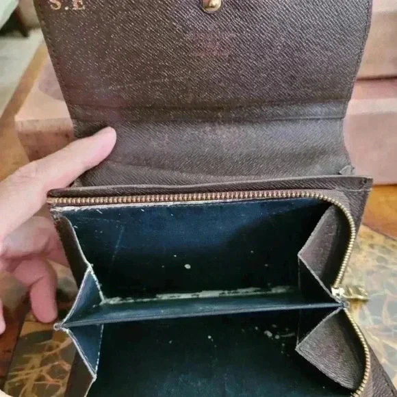 Louis Vuitton Damier Ebene - Picture 8 of 10